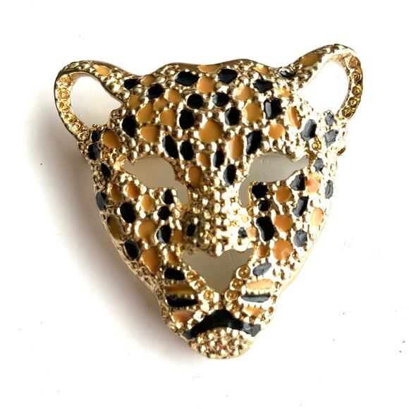 Vintage Jewelry - Enamel Leopard face pin brooch gold tone